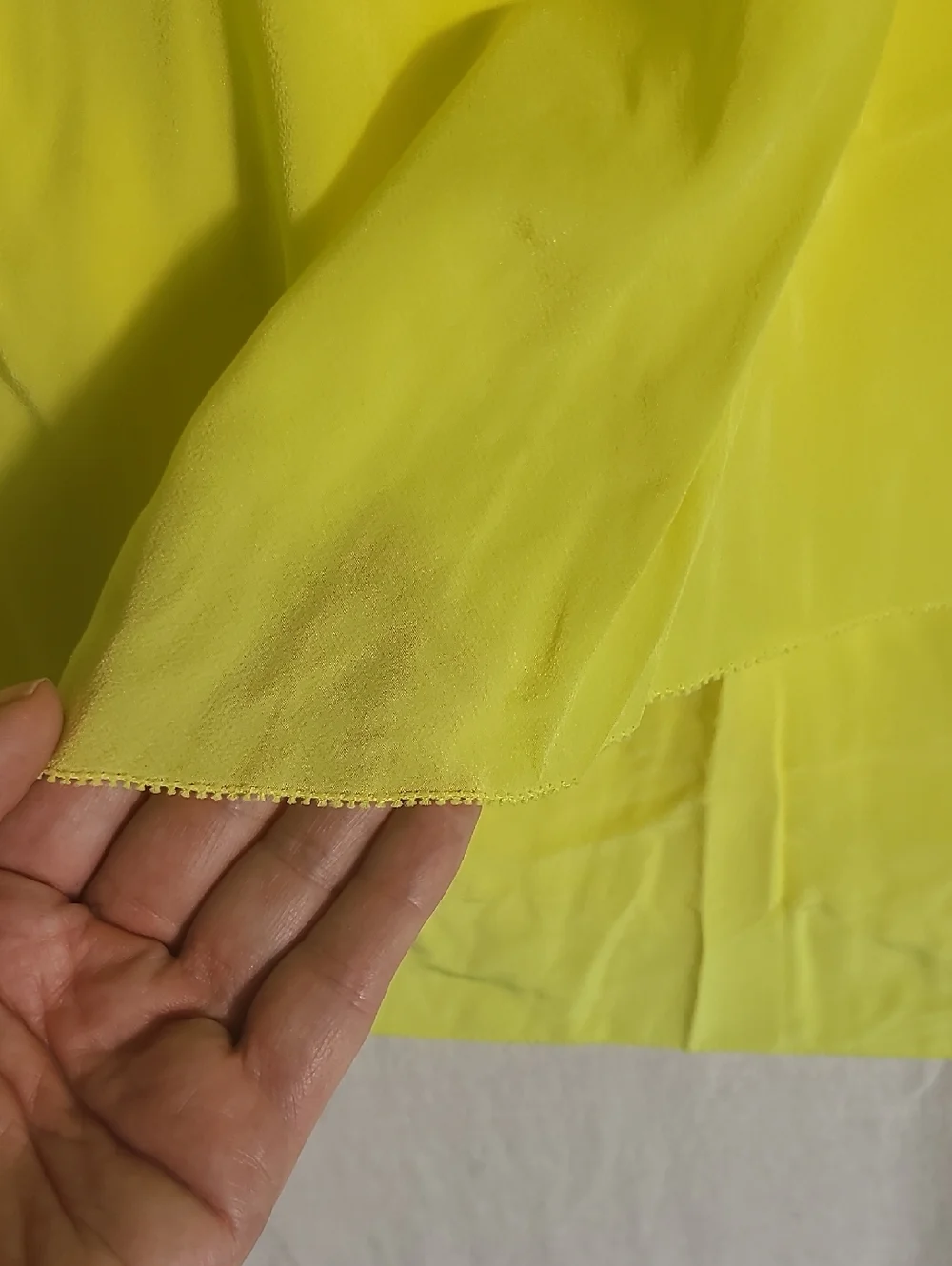 Trina Turk Silk Sleeveless Layered Neon Yellow Women's Top Size Medium - Picture 4 of 7